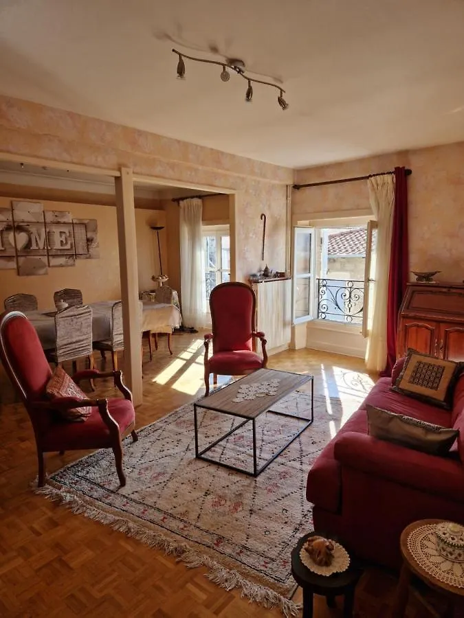 Appartement 120 M² Duplex Coeur Historique Au Calme Le Puy-en-Velay 0*,  France