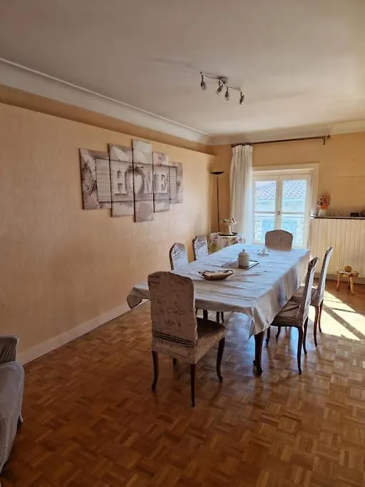 Appartement 120 M² Duplex Coeur Historique Au Calme Le Puy-en-Velay 0*,