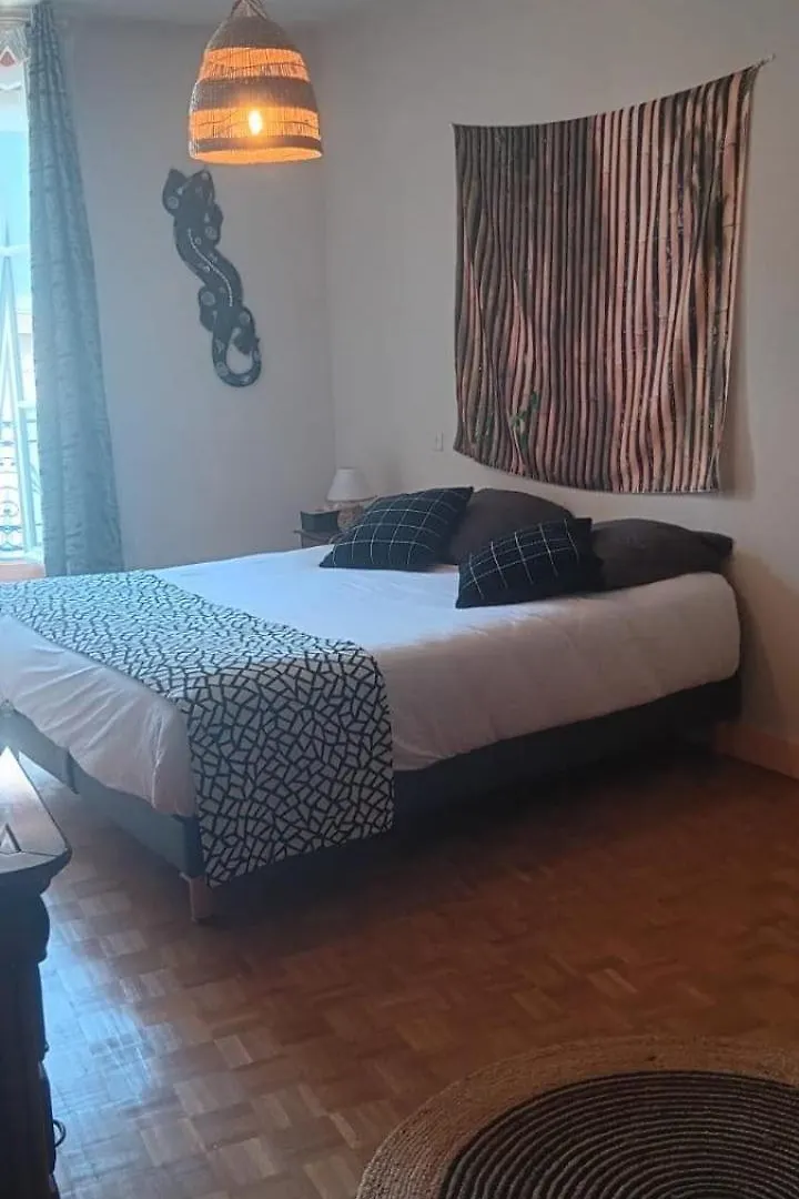 Appartement 120 M² Duplex Coeur Historique Au Calme Le Puy-en-Velay 0*,  France