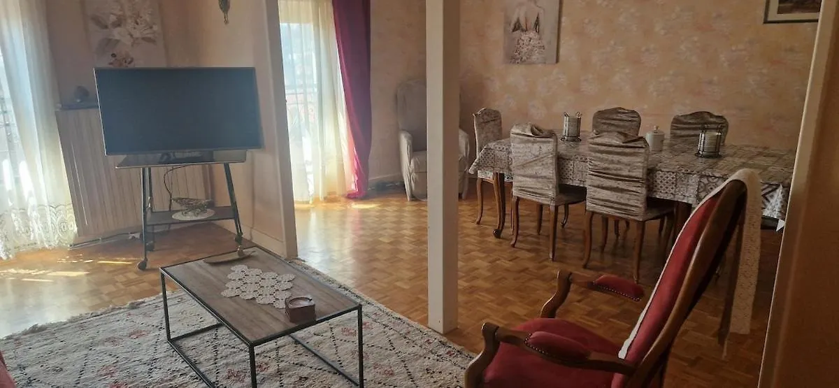 Apartment Appartement 120 M² Duplex Coeur Historique Au Calme Le Puy-en-Velay France