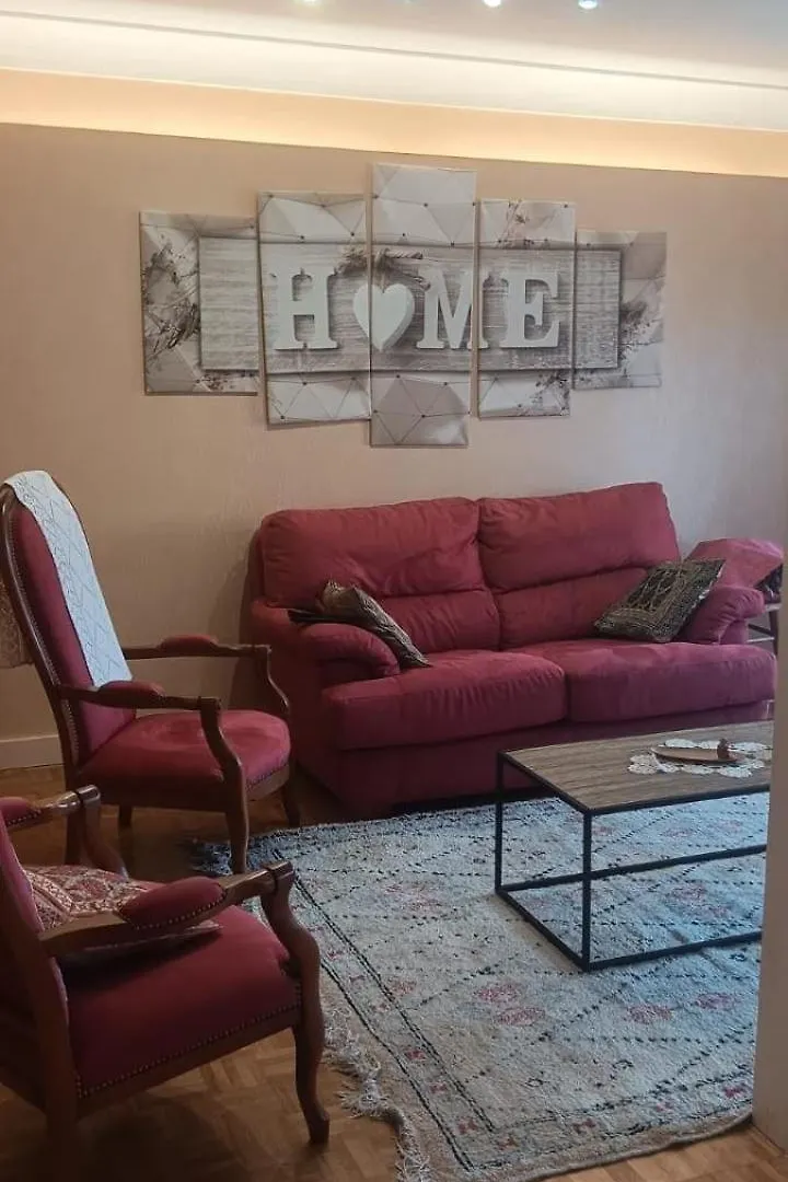 Appartement 120 M² Duplex Coeur Historique Au Calme Le Puy-en-Velay Apartment